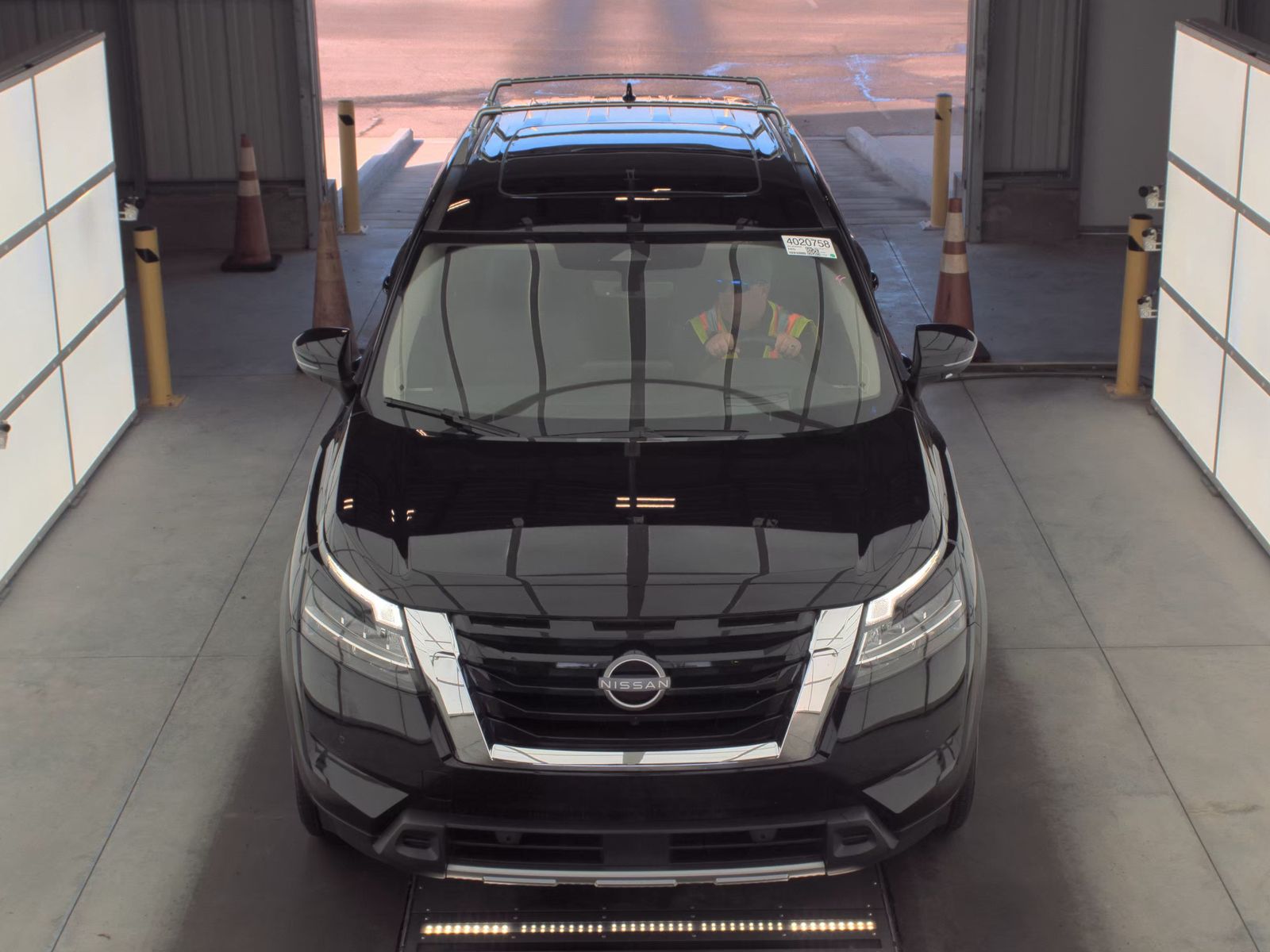 2024 Nissan Pathfinder Platinum FWD