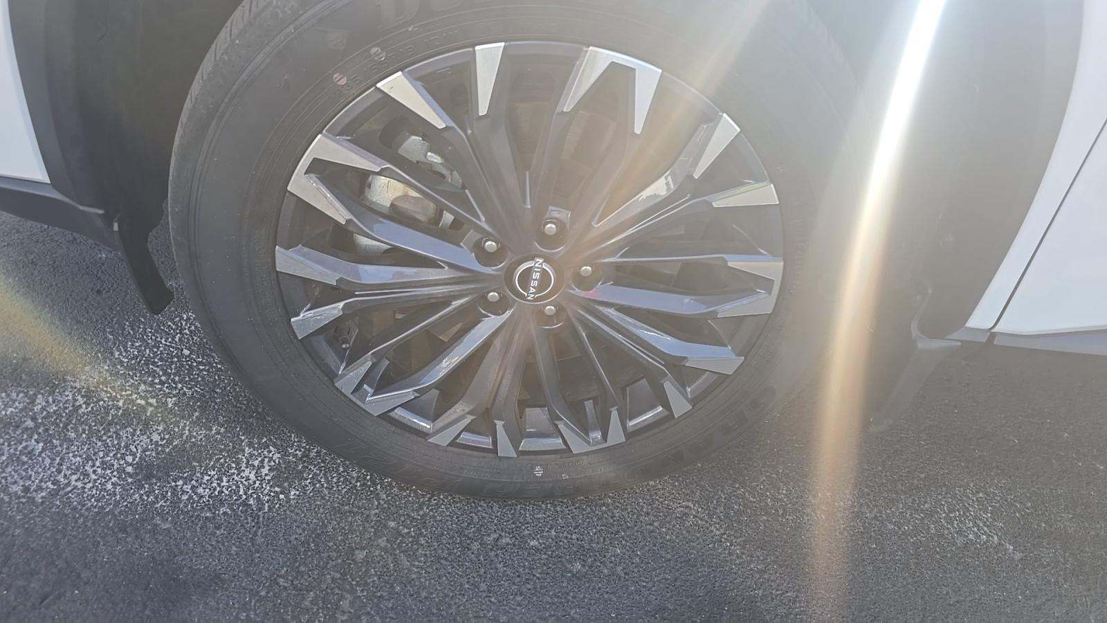 2025 Nissan Rogue SL FWD