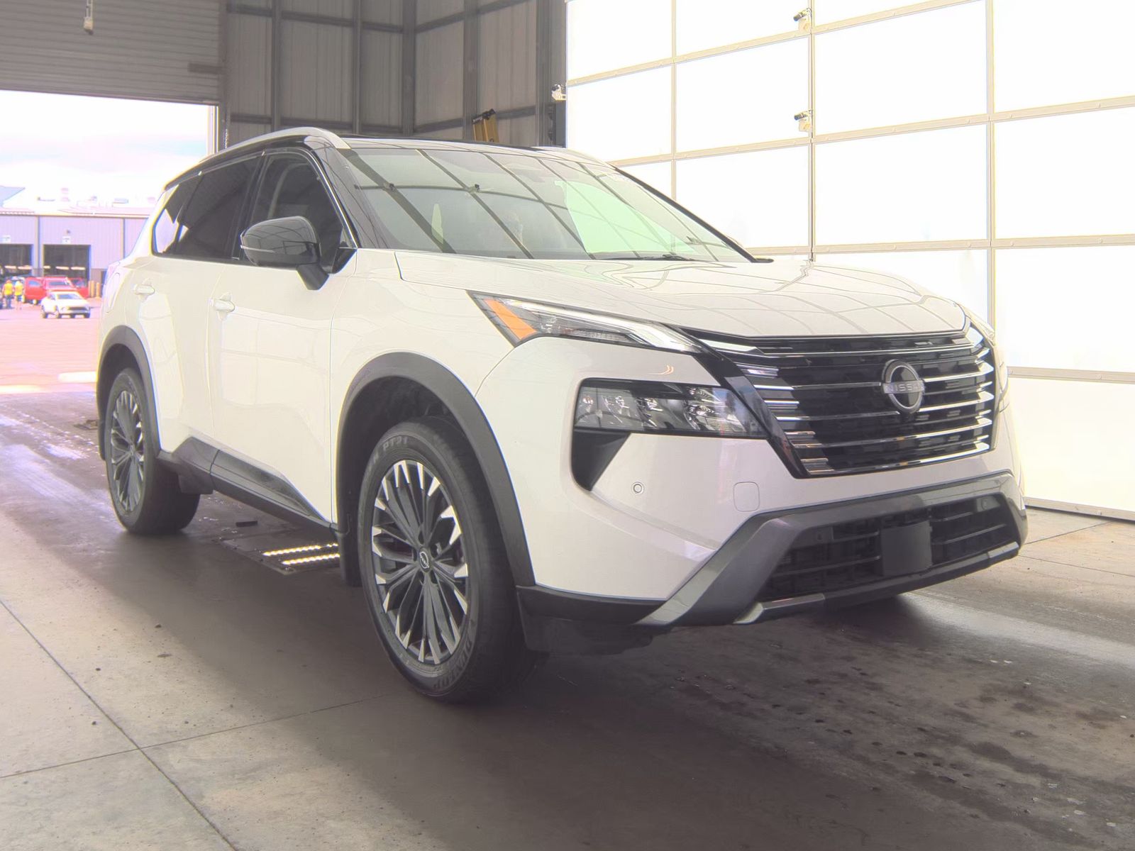 2025 Nissan Rogue SL FWD