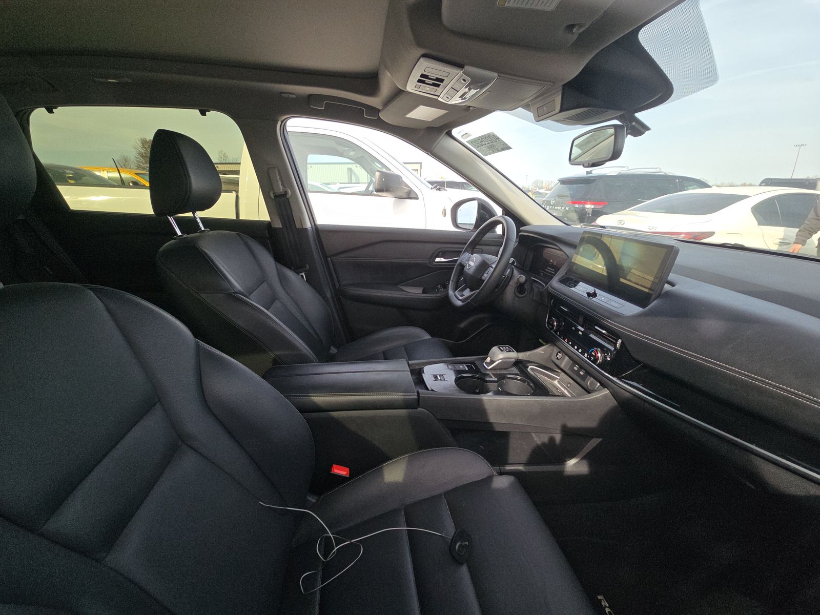 2025 Nissan Rogue SL FWD