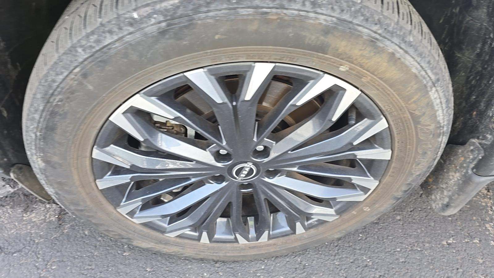 2025 Nissan Rogue SL FWD