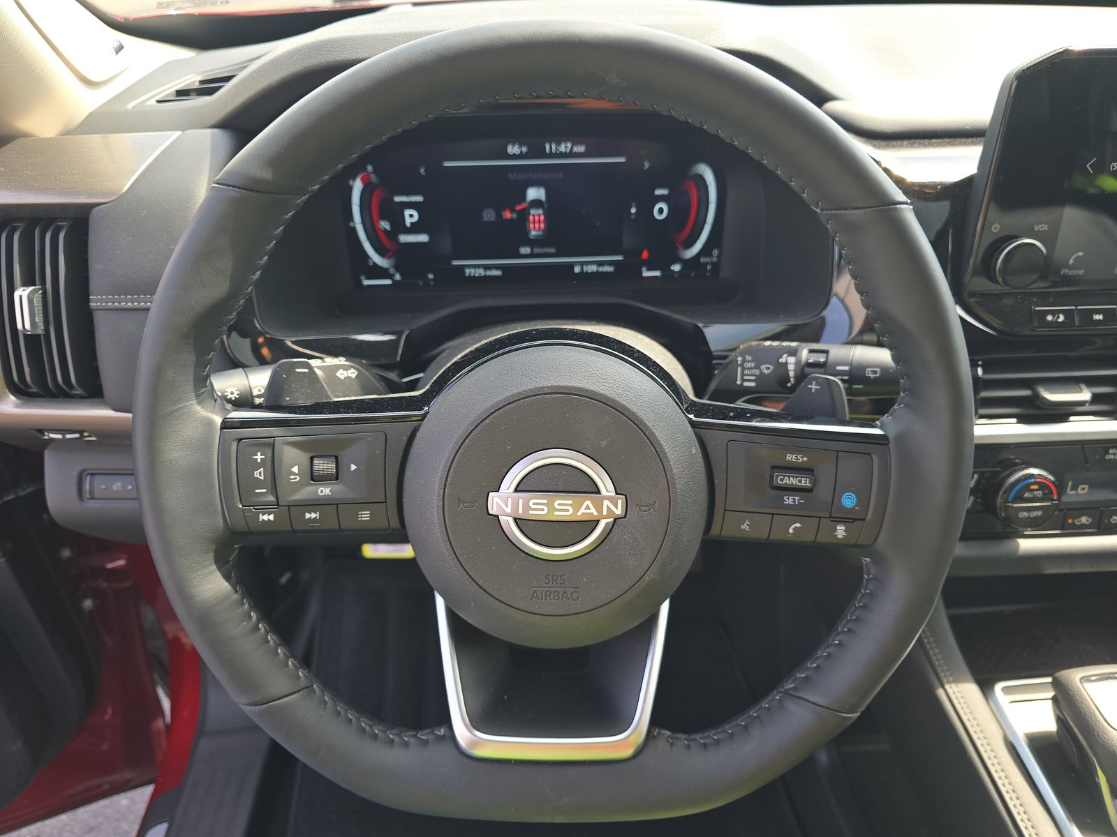 2024 Nissan Pathfinder Platinum FWD