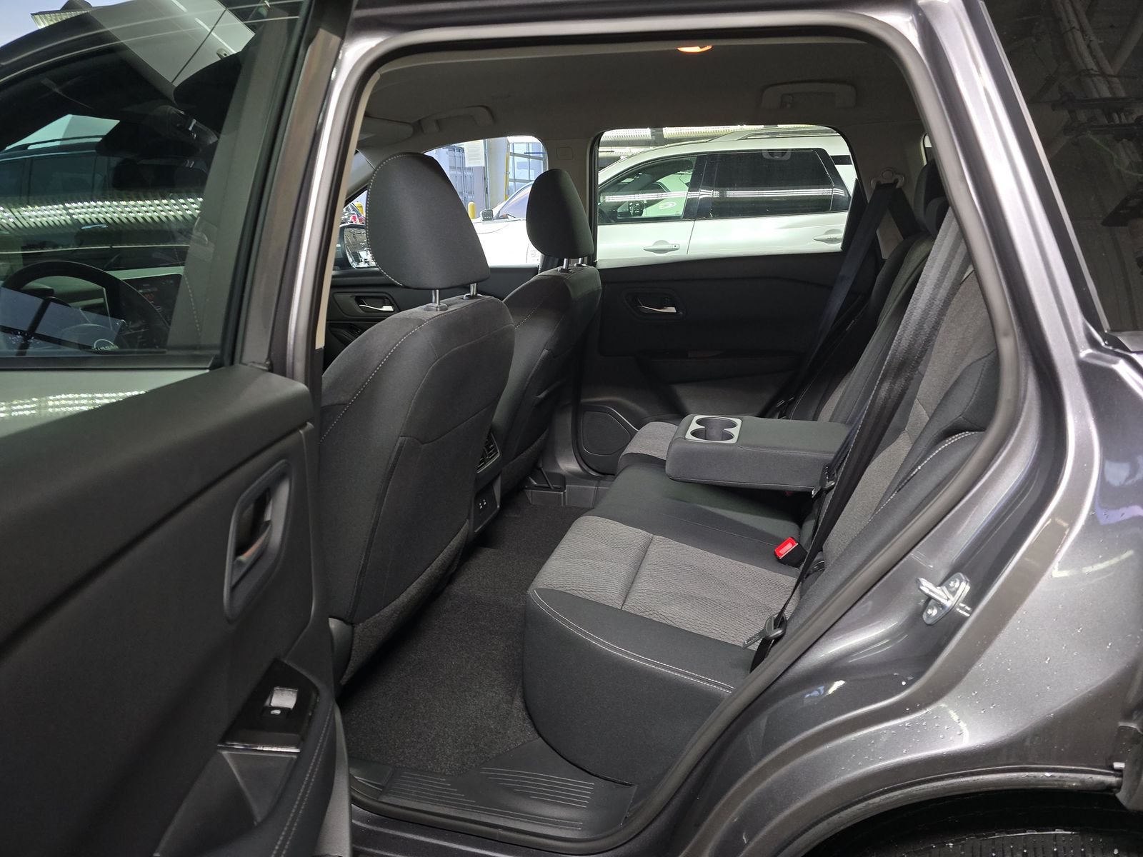 2024 Nissan Rogue SV FWD