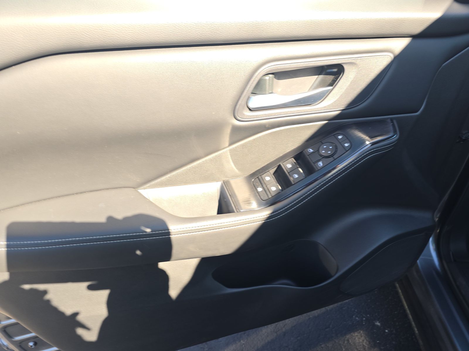 2024 Nissan Rogue SV FWD