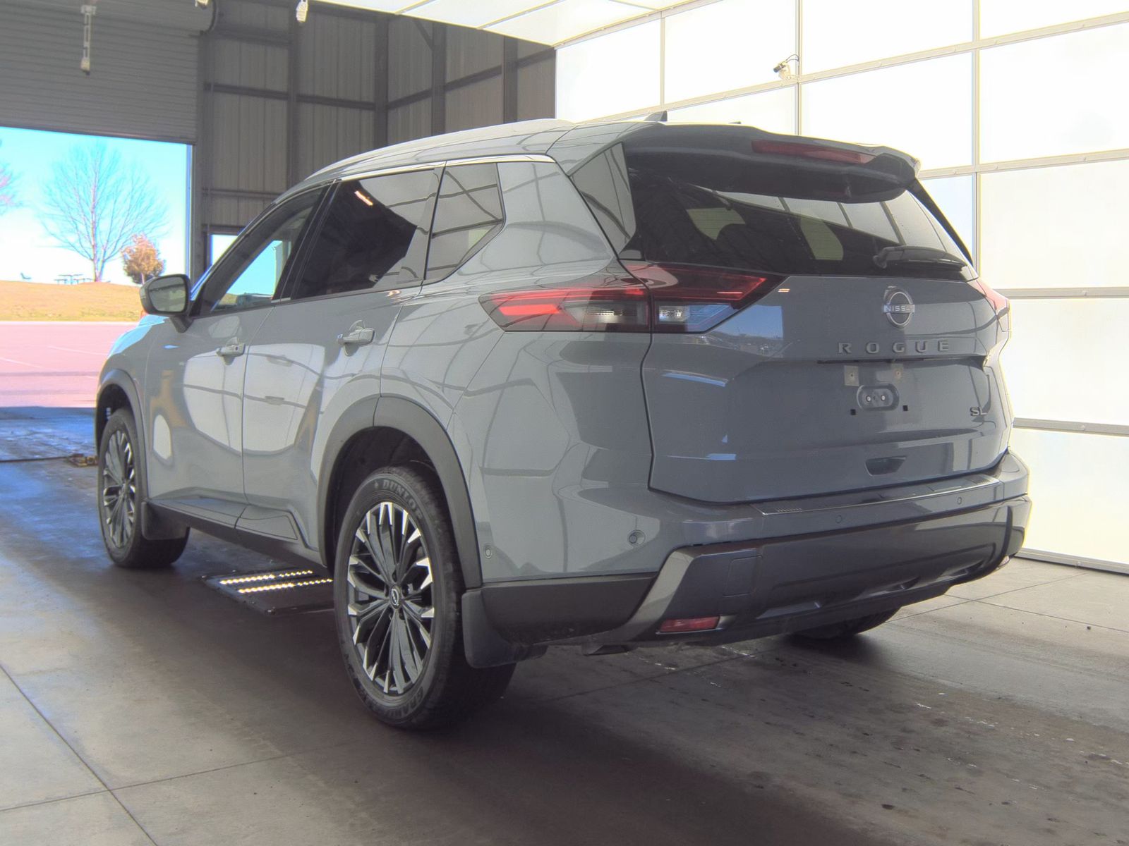 2025 Nissan Rogue SL FWD