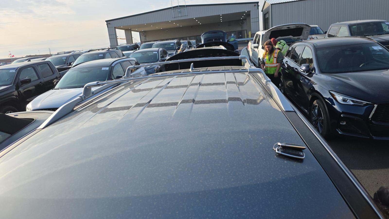 2025 Nissan Pathfinder SL AWD