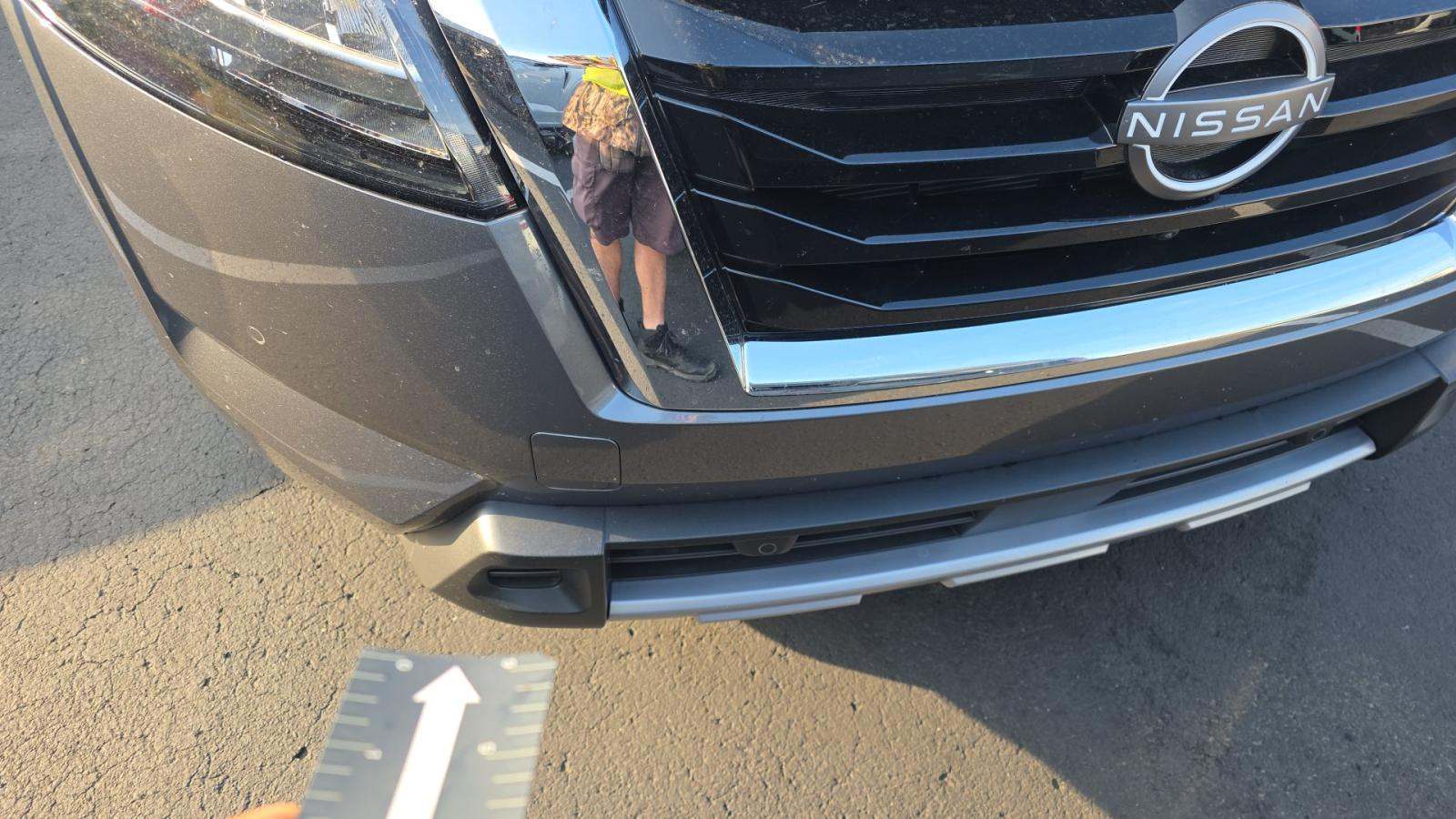 2025 Nissan Pathfinder SL AWD