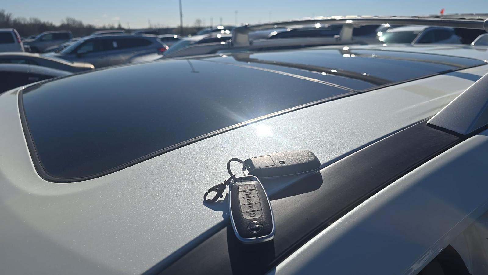 2024 Nissan Pathfinder Platinum FWD