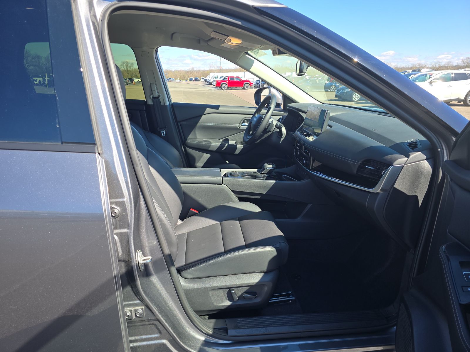 2025 Nissan Rogue SL AWD