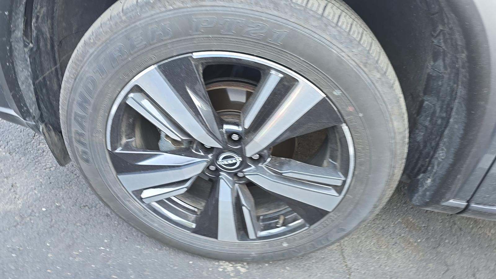 2025 Nissan Rogue SL AWD