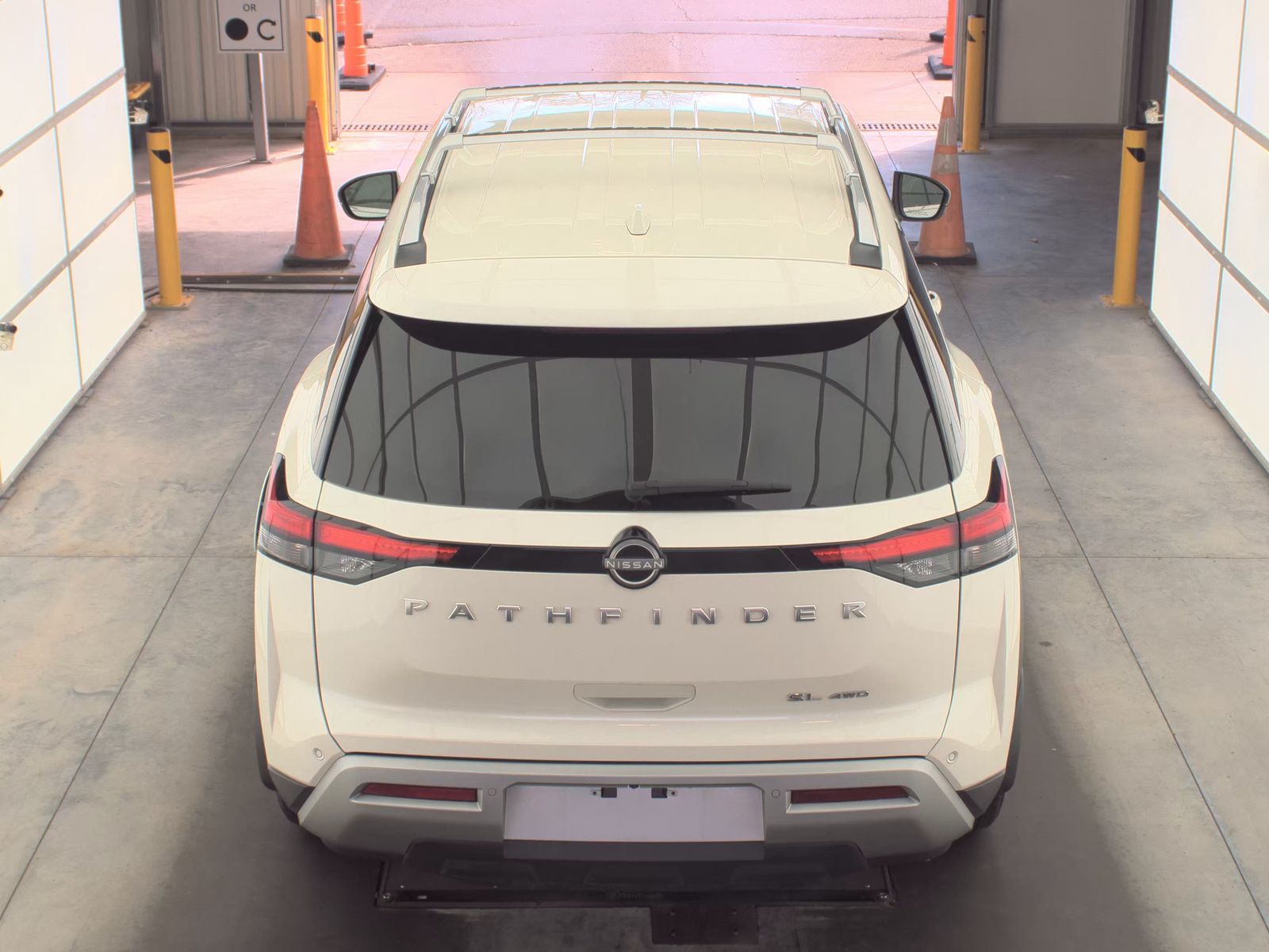 2024 Nissan Pathfinder SL AWD