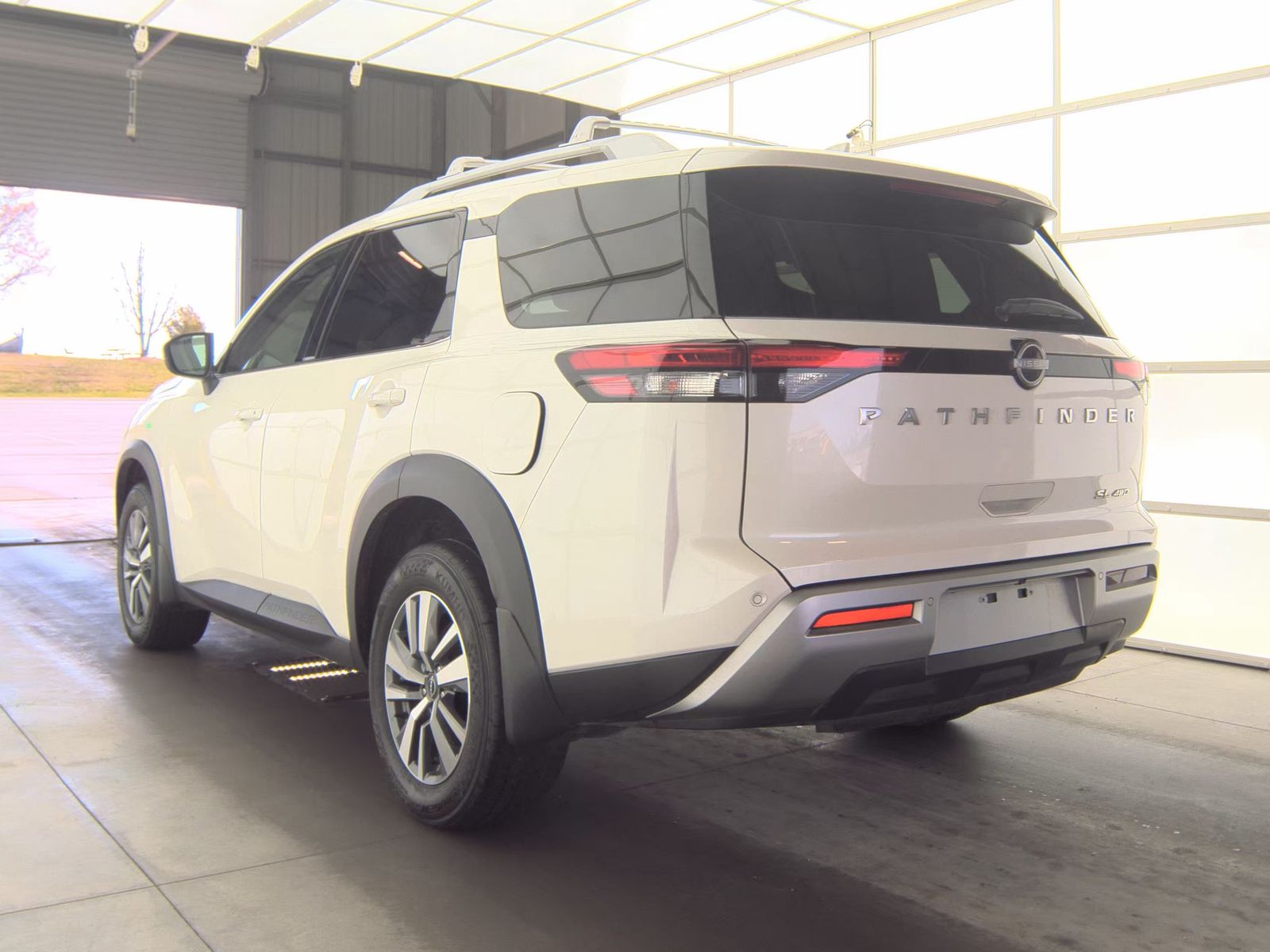 2024 Nissan Pathfinder SL AWD