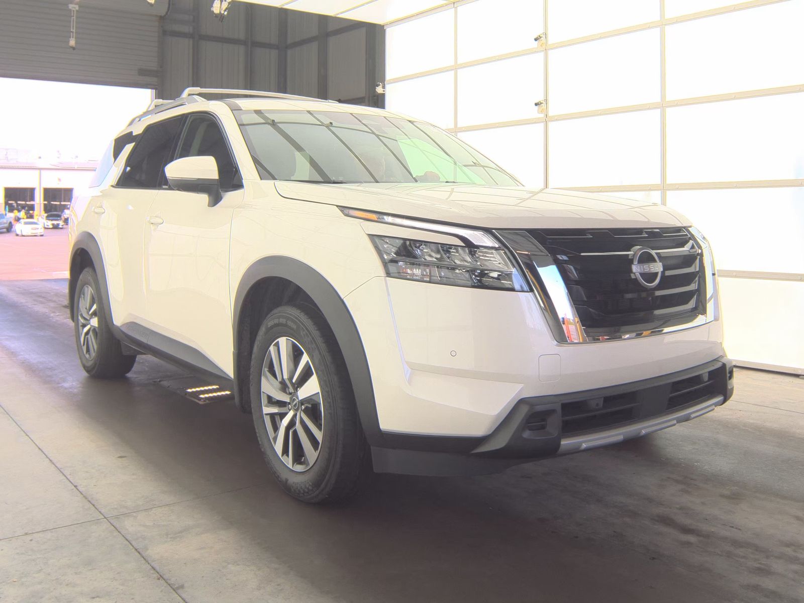 2024 Nissan Pathfinder SL AWD