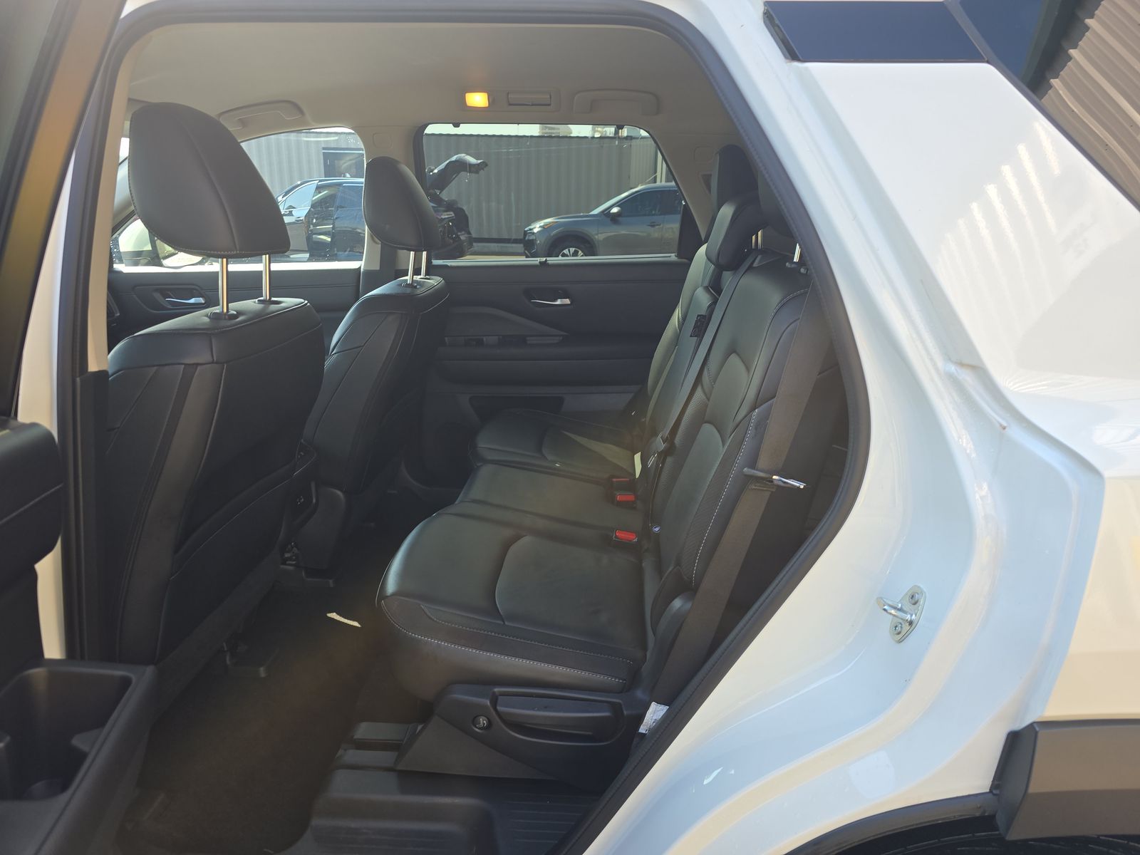 2024 Nissan Pathfinder SL AWD