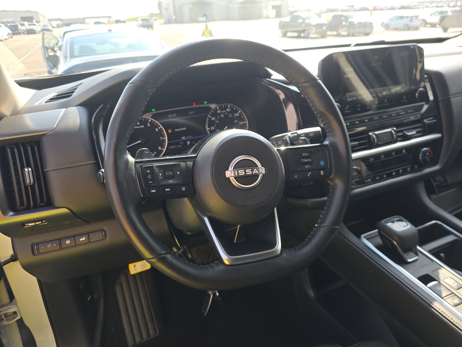 2024 Nissan Pathfinder SL AWD