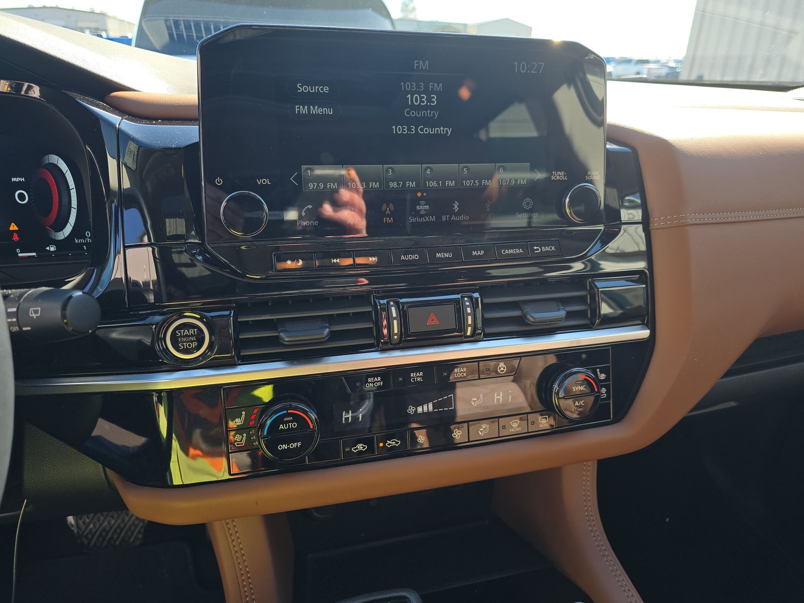 2024 Nissan Pathfinder Platinum FWD