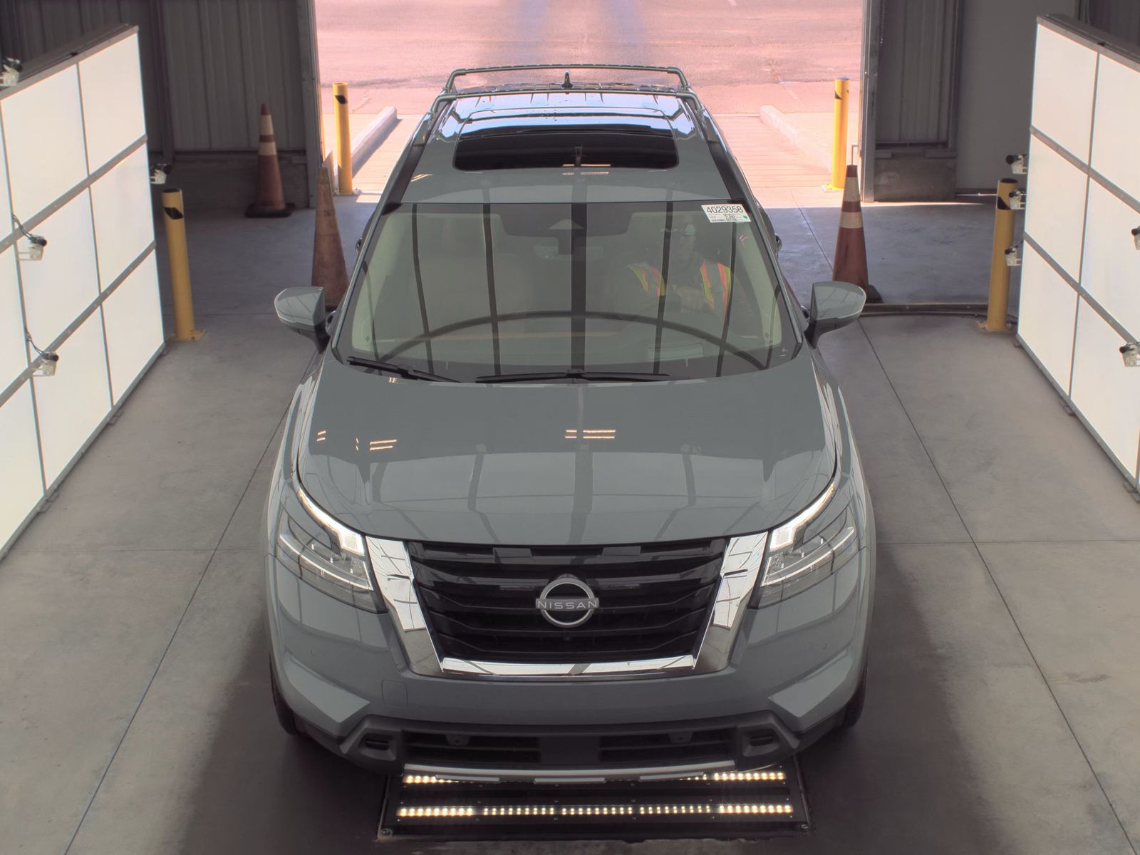 2024 Nissan Pathfinder Platinum AWD