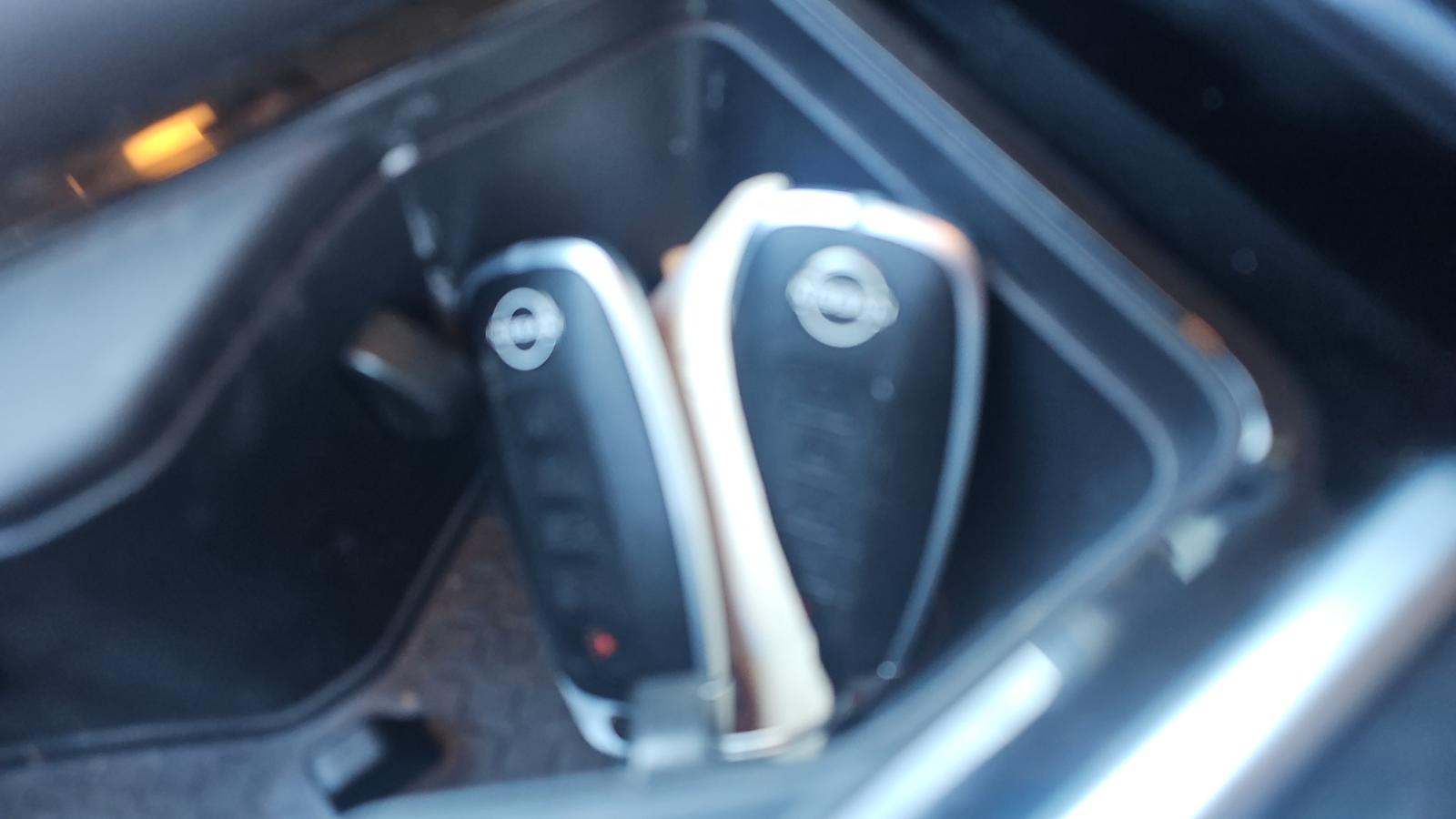 2025 Nissan Pathfinder SL AWD