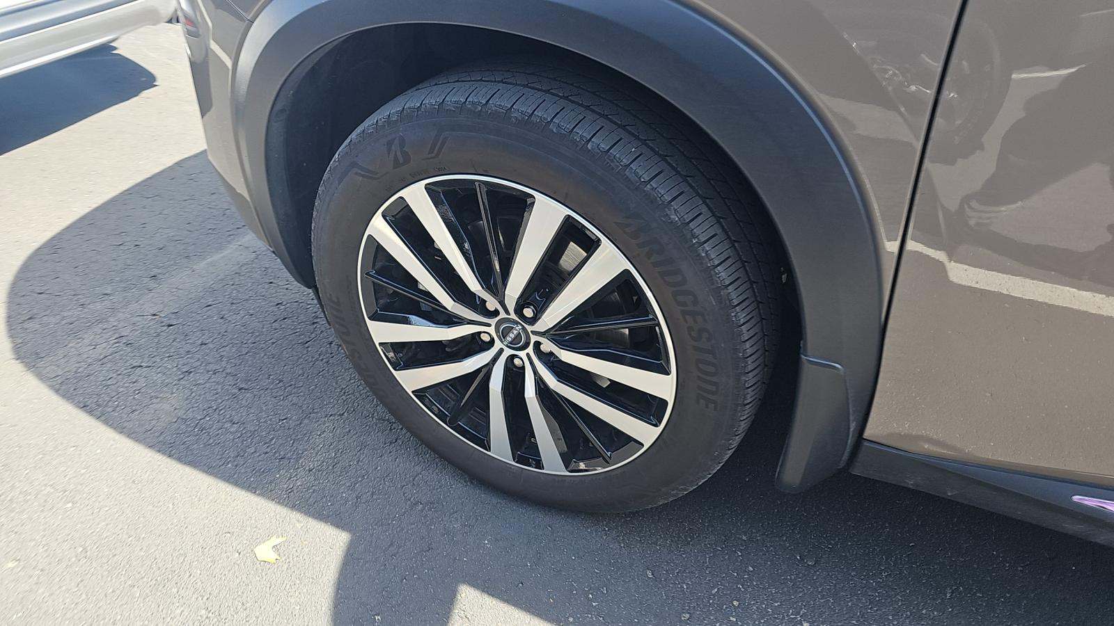 2025 Nissan Pathfinder Platinum AWD