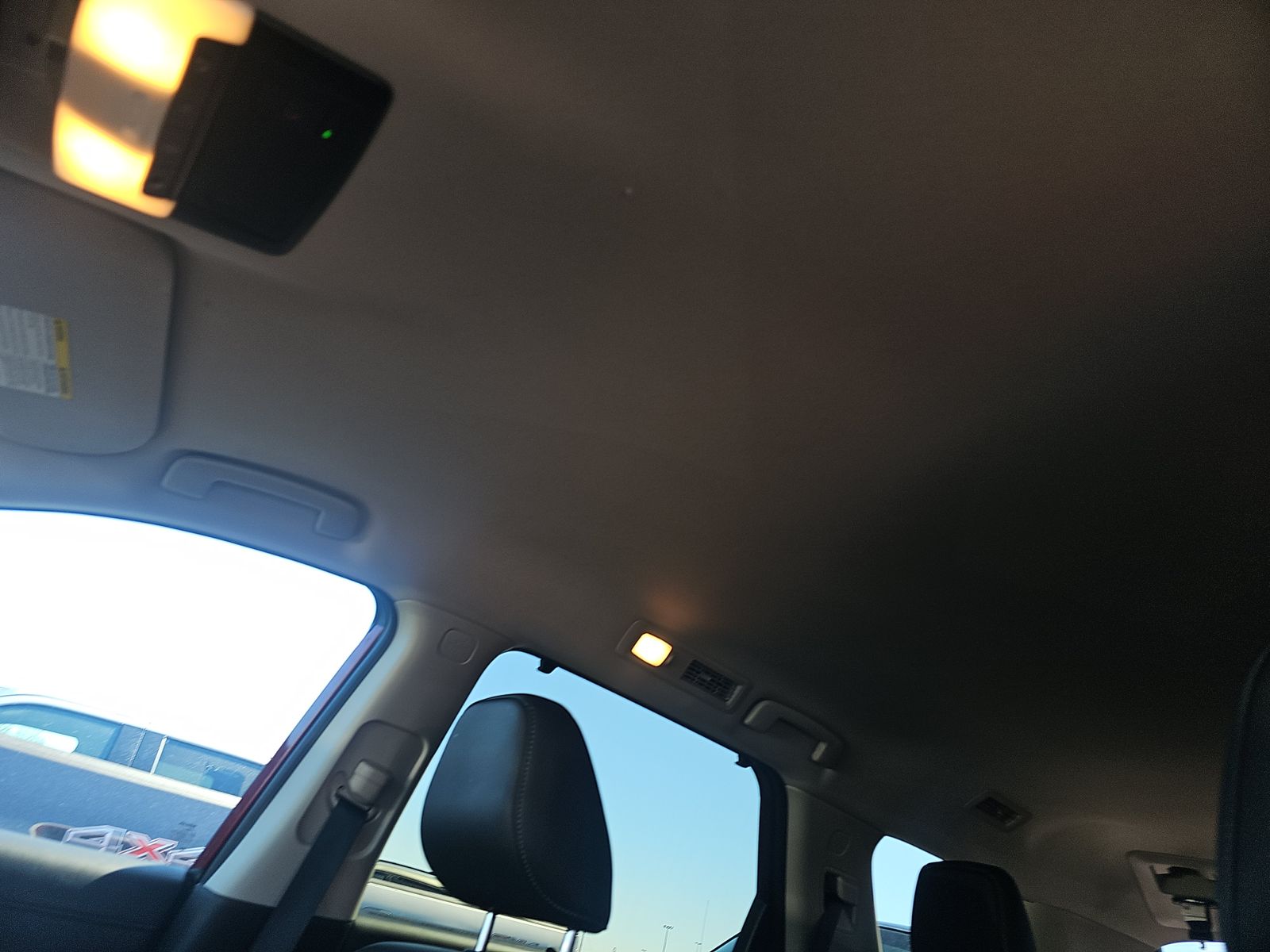 2025 Nissan Pathfinder SL AWD