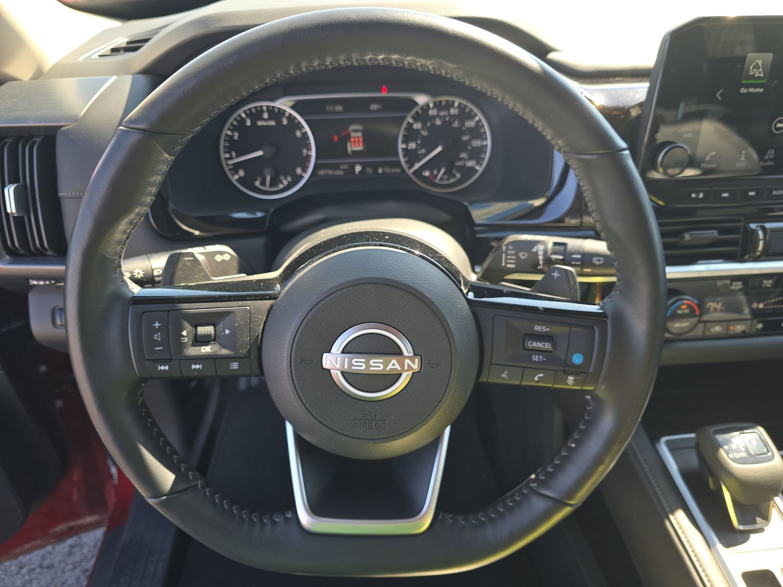 2025 Nissan Pathfinder SL AWD