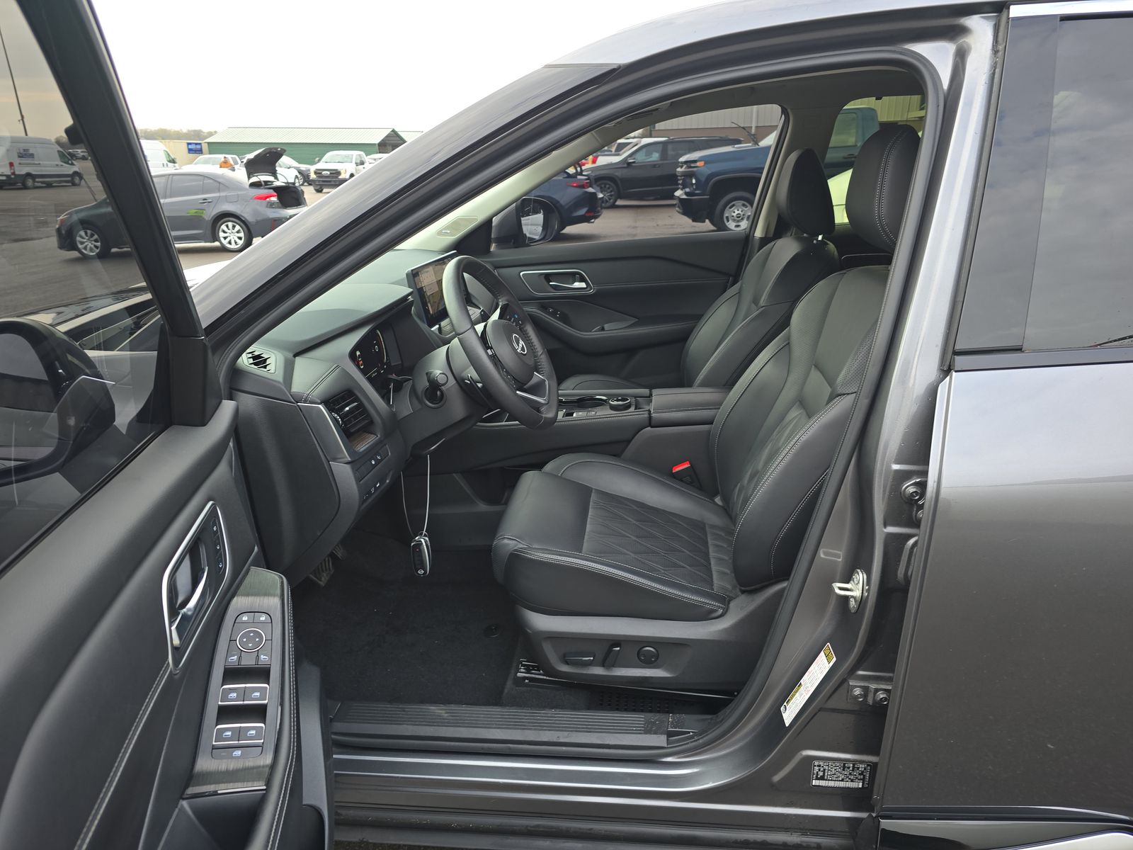 2024 Nissan Rogue Platinum AWD