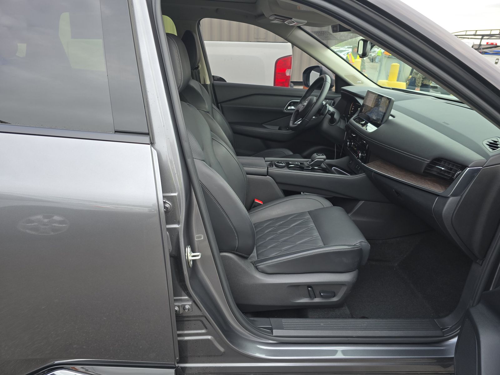 2024 Nissan Rogue Platinum AWD