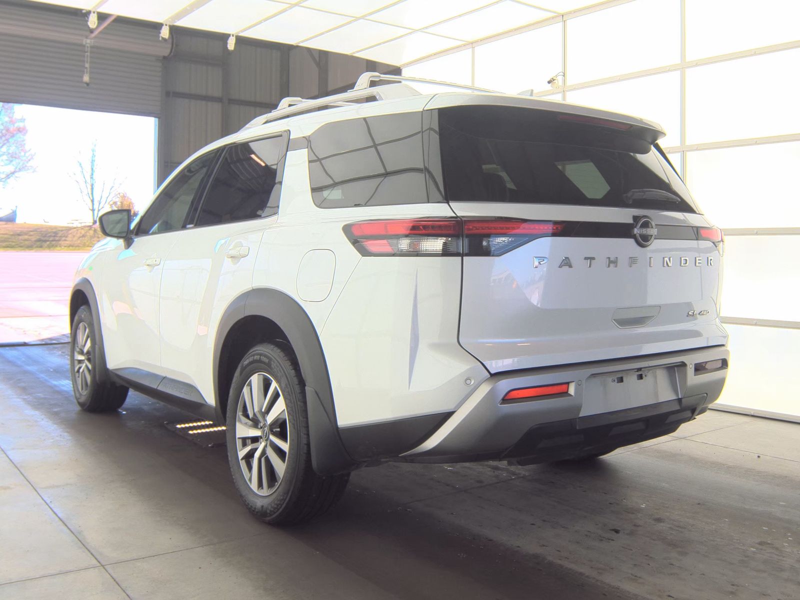 2025 Nissan Pathfinder SL AWD