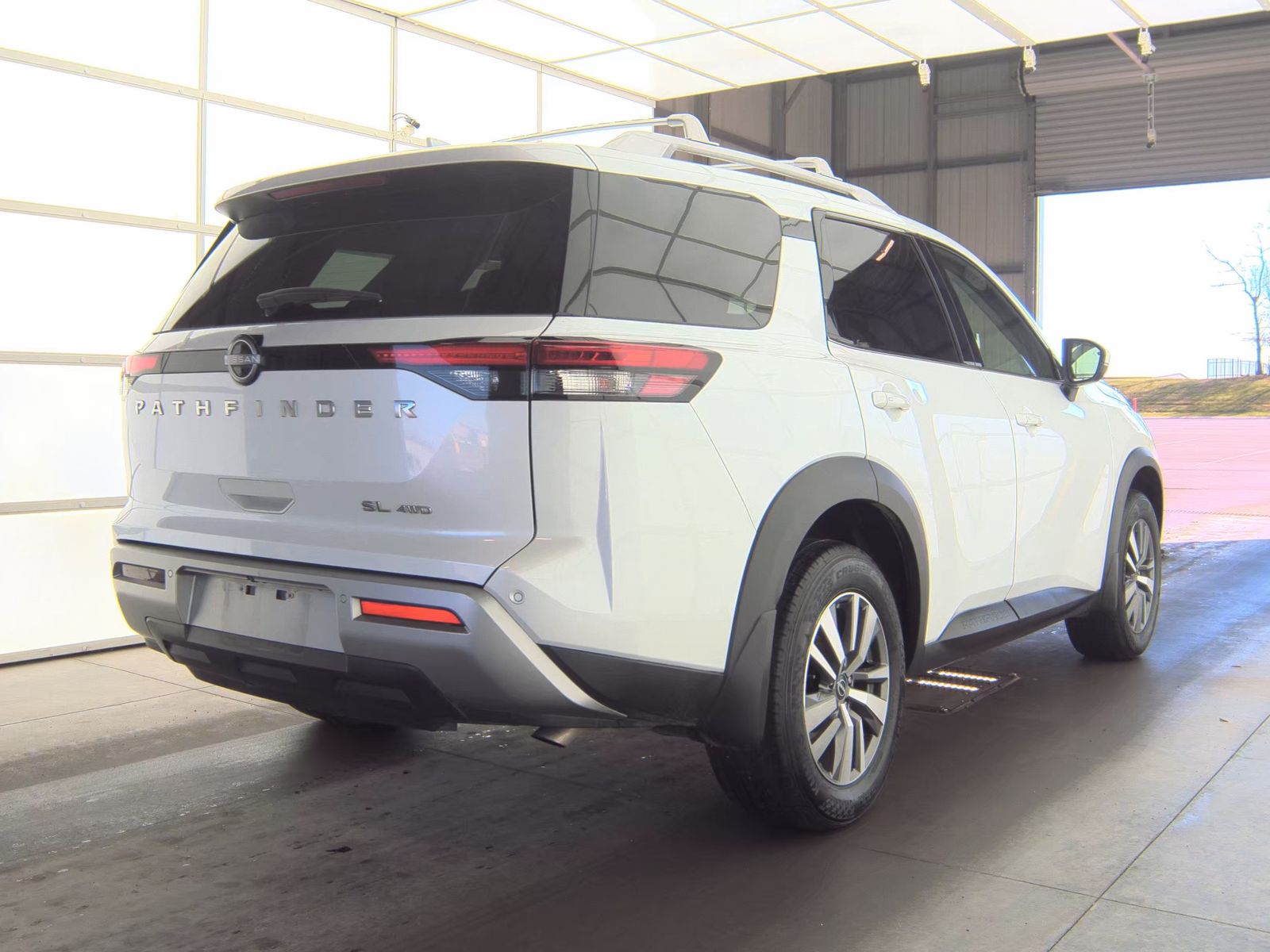 2025 Nissan Pathfinder SL AWD