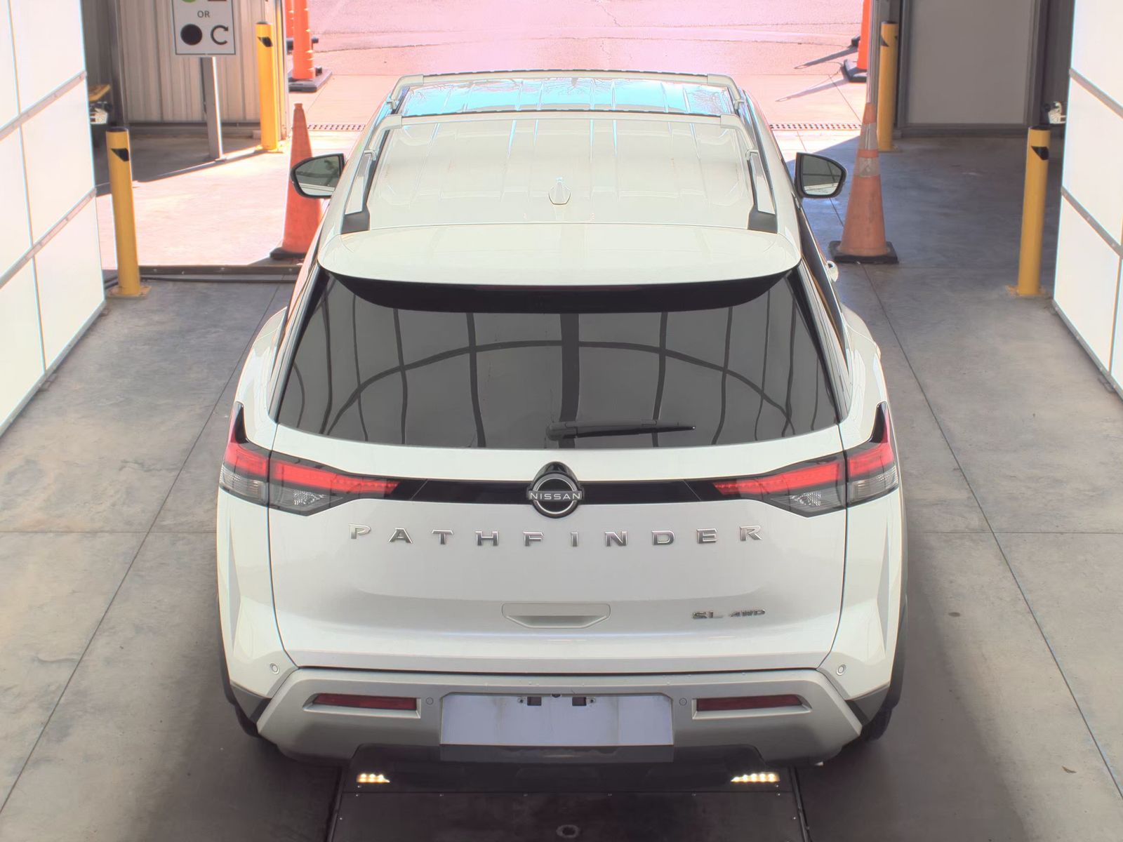 2025 Nissan Pathfinder SL AWD