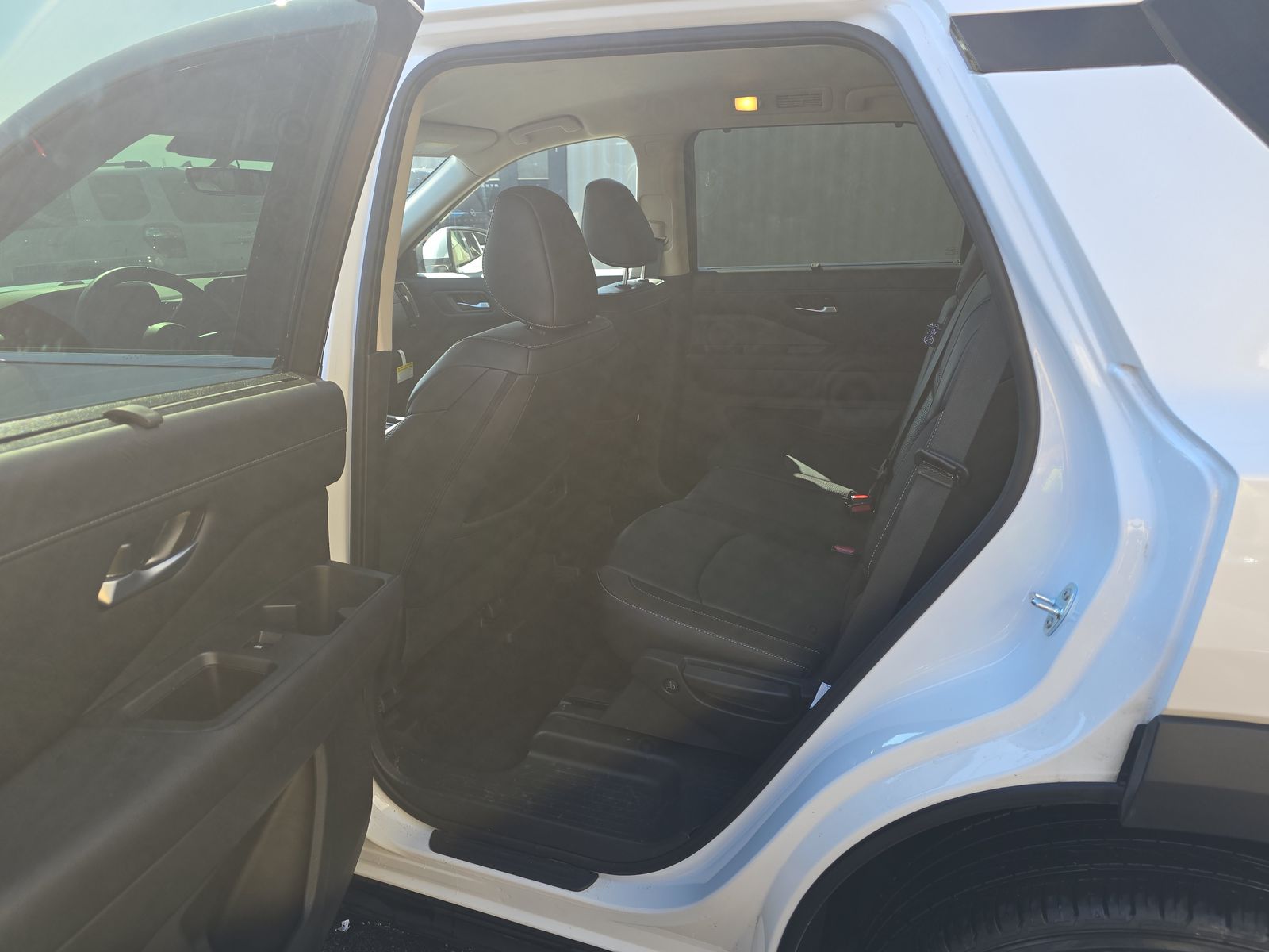 2025 Nissan Pathfinder SL AWD