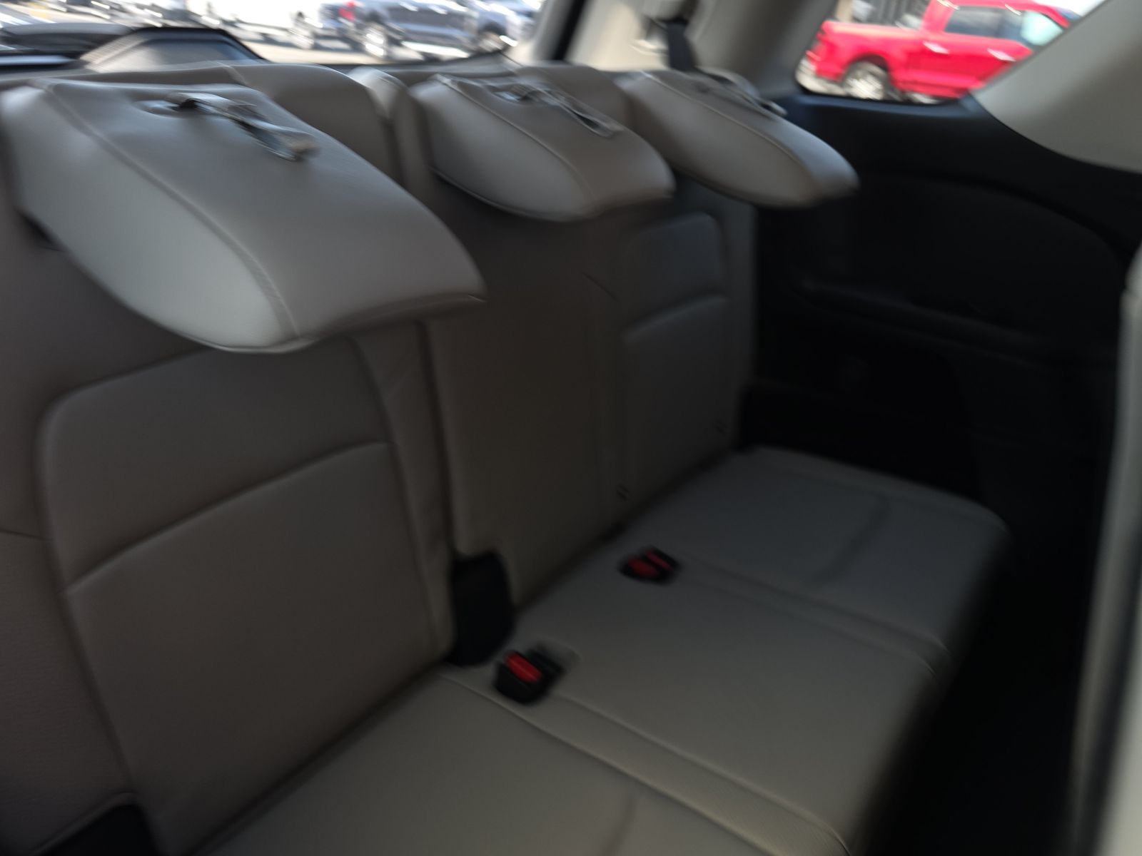 2024 Nissan Pathfinder SL FWD