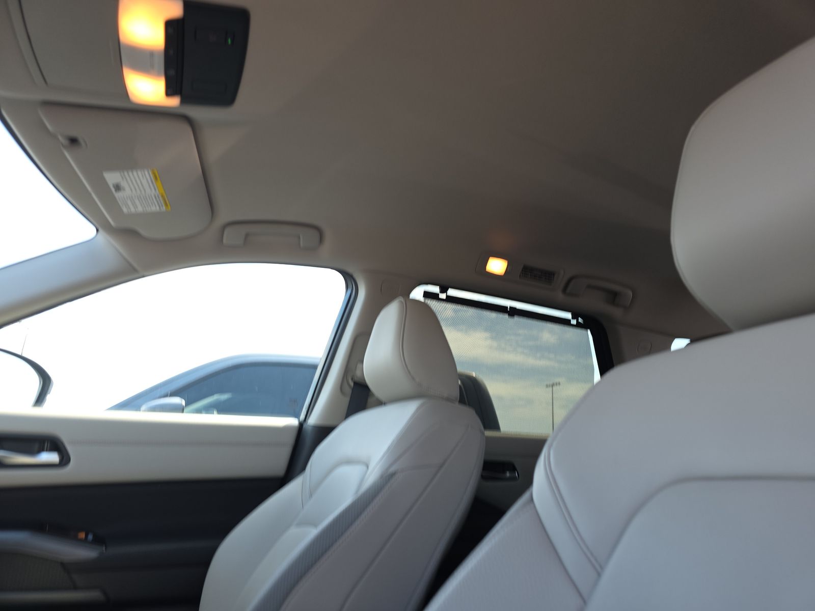 2024 Nissan Pathfinder SL FWD