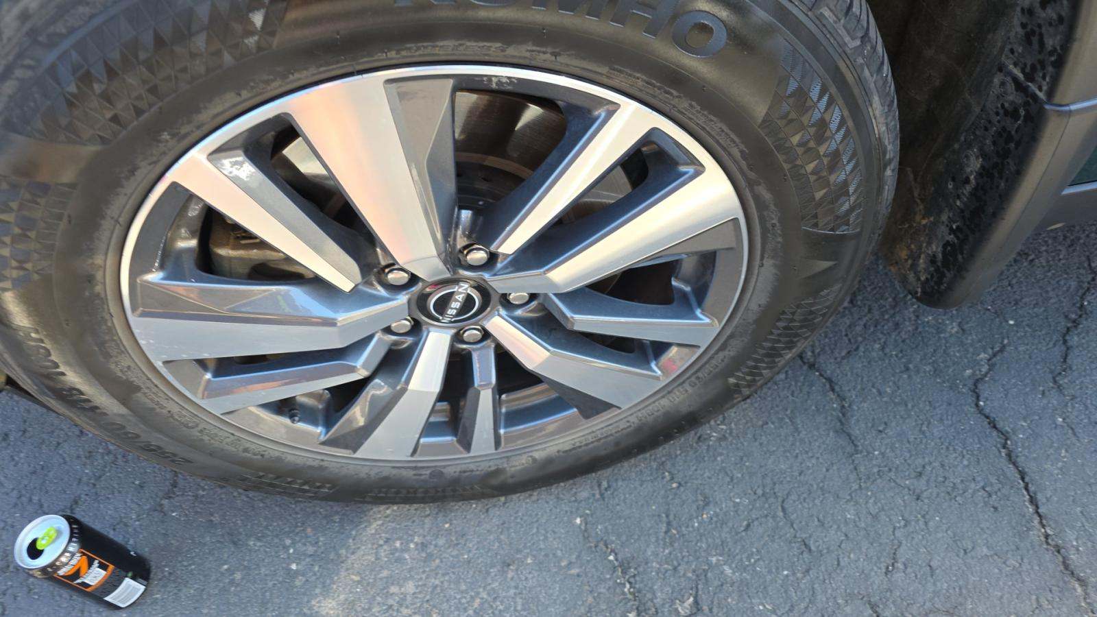 2024 Nissan Pathfinder SL FWD