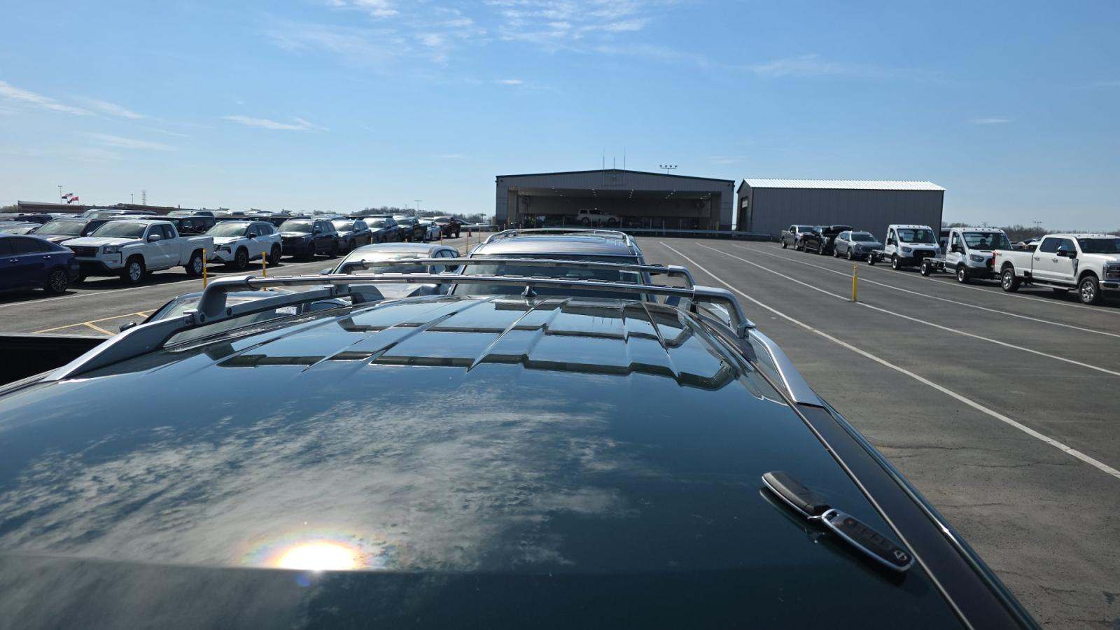 2024 Nissan Pathfinder SL FWD