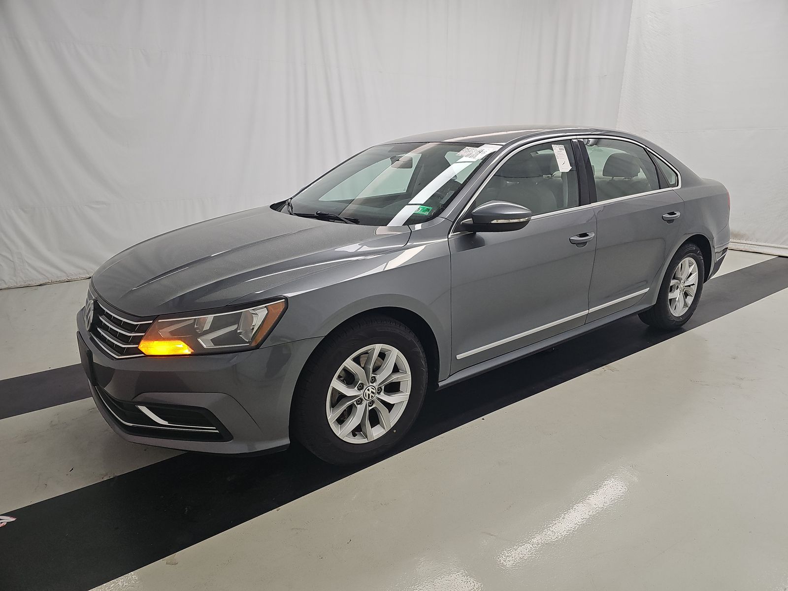 2017 Volkswagen Passat 1.8T S FWD