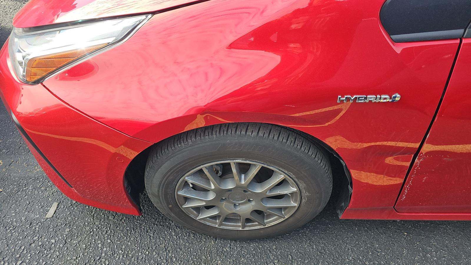 2021 Toyota Prius Limited FWD