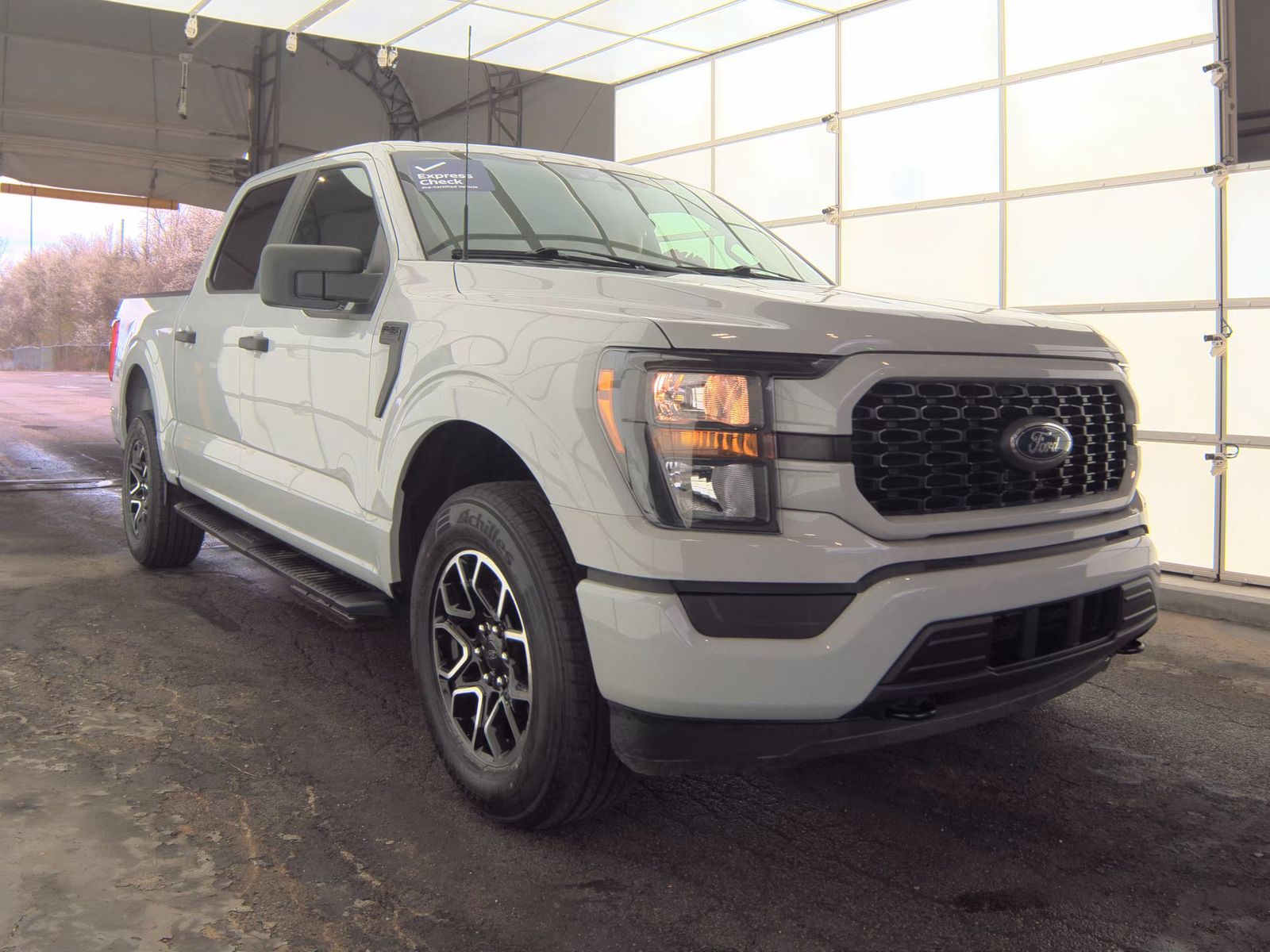 2023 Ford F-150 XL AWD