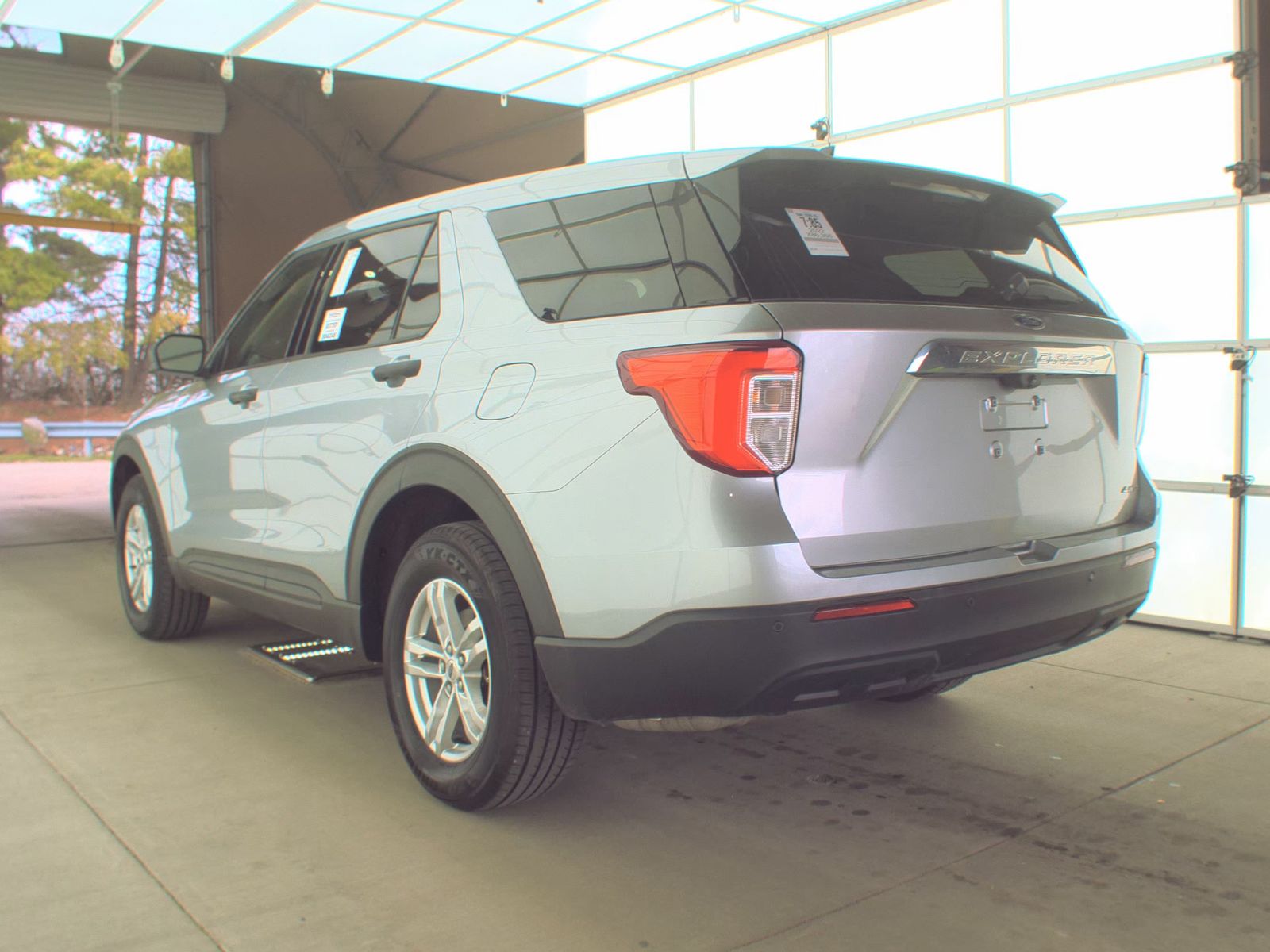 2022 Ford Explorer Base AWD