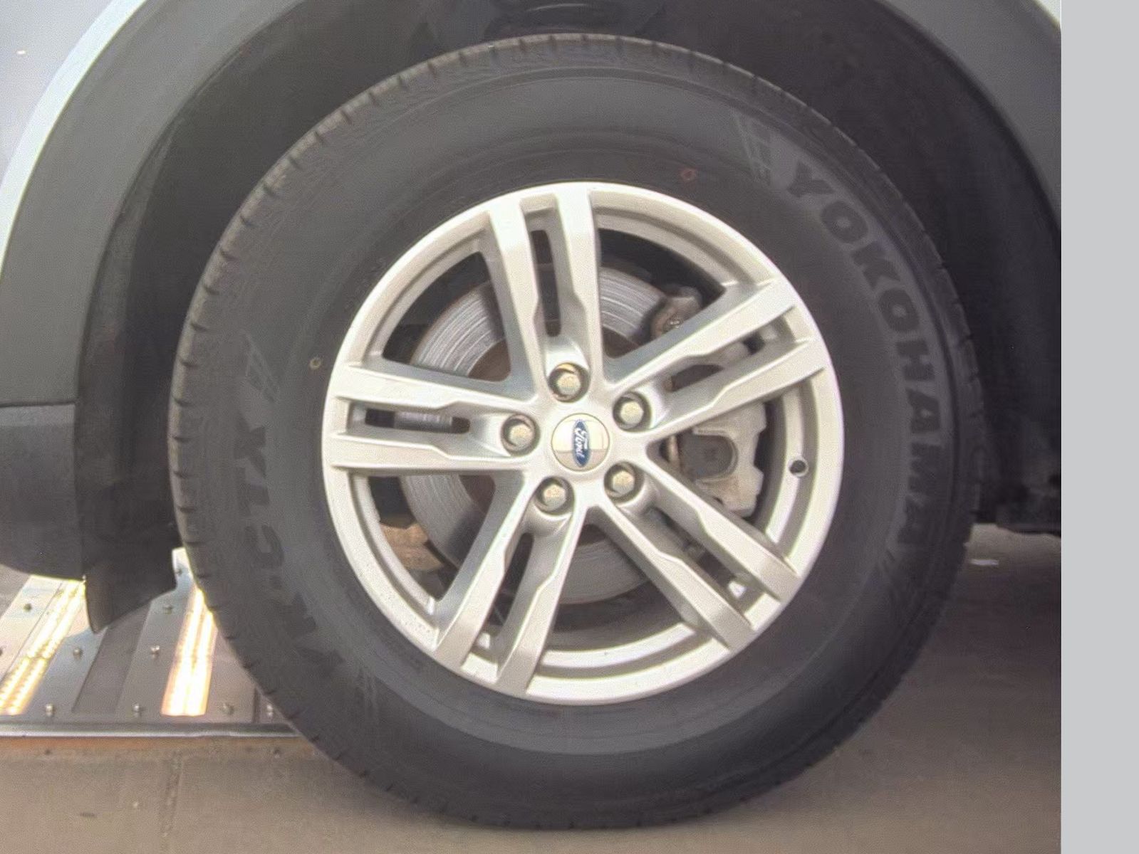 2022 Ford Explorer Base AWD