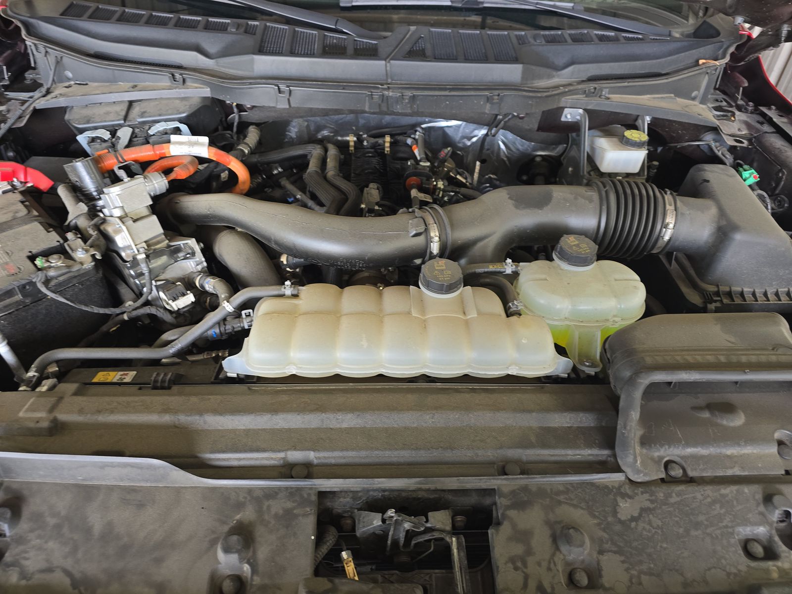 2024 Ford F-150 Hybrid XLT AWD