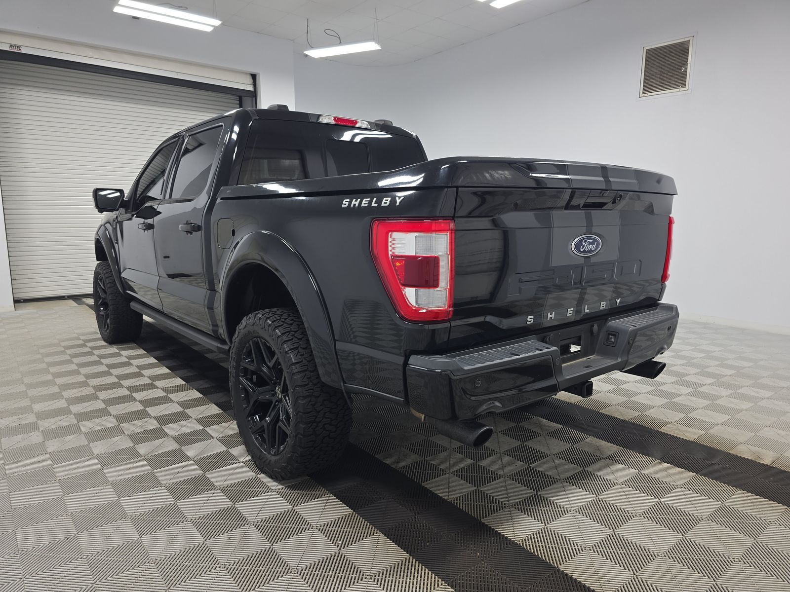 2023 Ford F-150 Lariat AWD