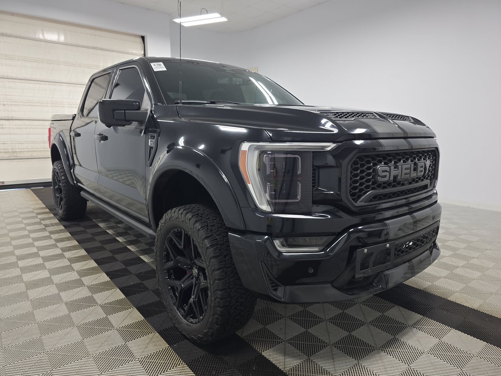 2023 Ford F-150 Lariat AWD