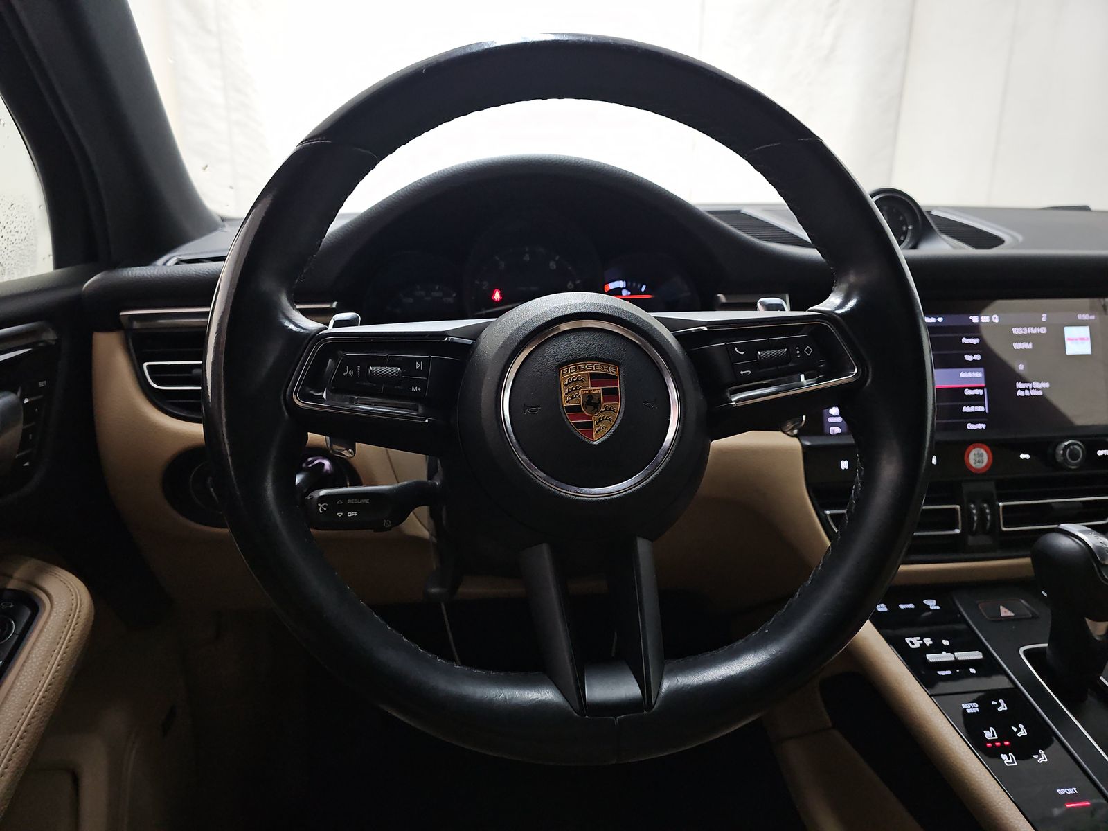 2022 Porsche Macan Base AWD