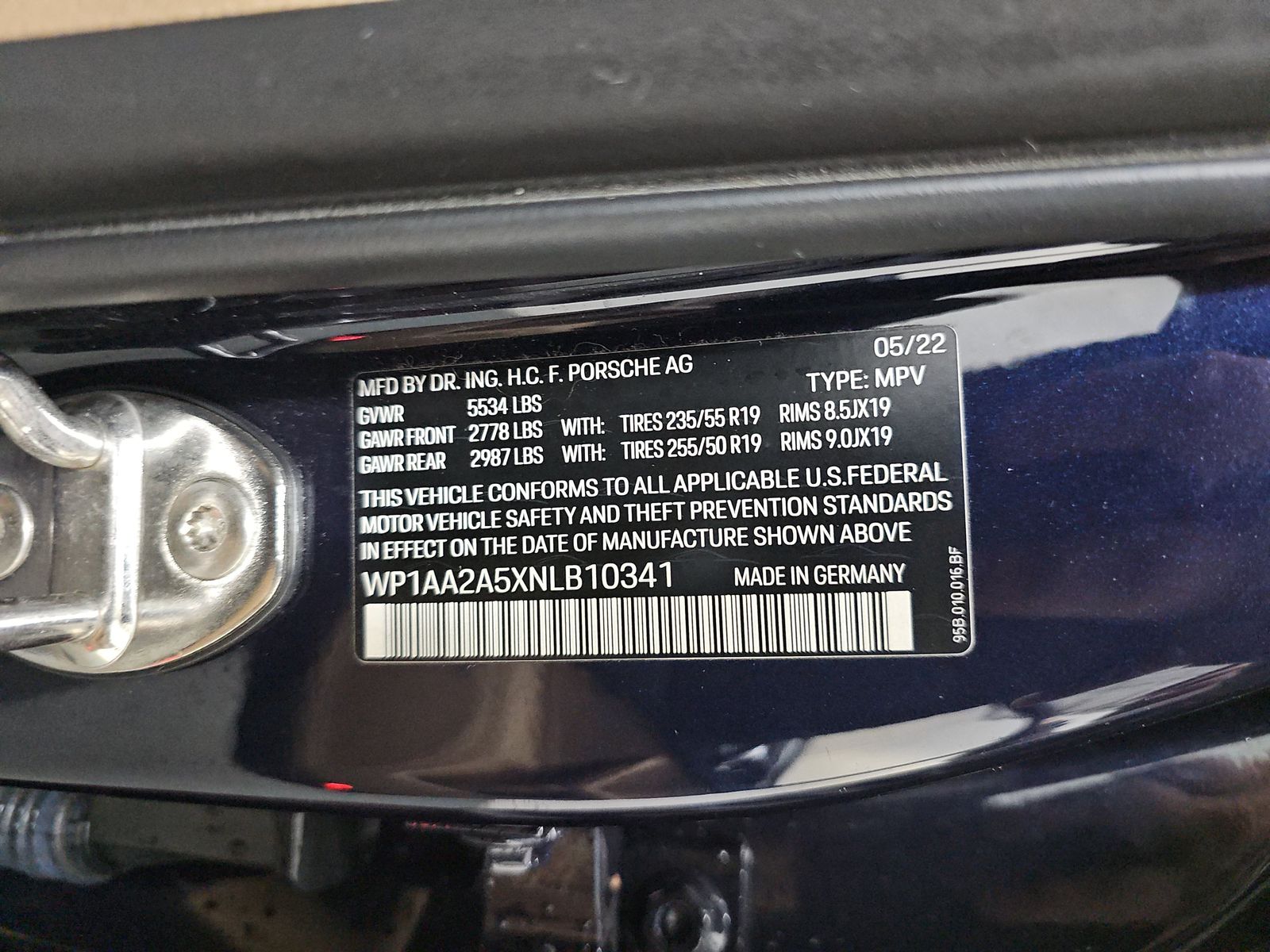 2022 Porsche Macan Base AWD