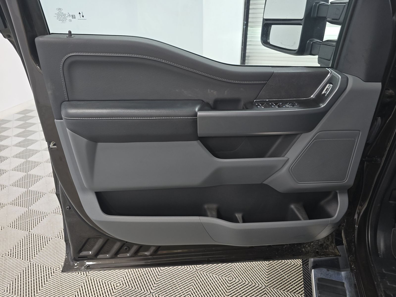 2024 Ford F-150 Hybrid XLT AWD