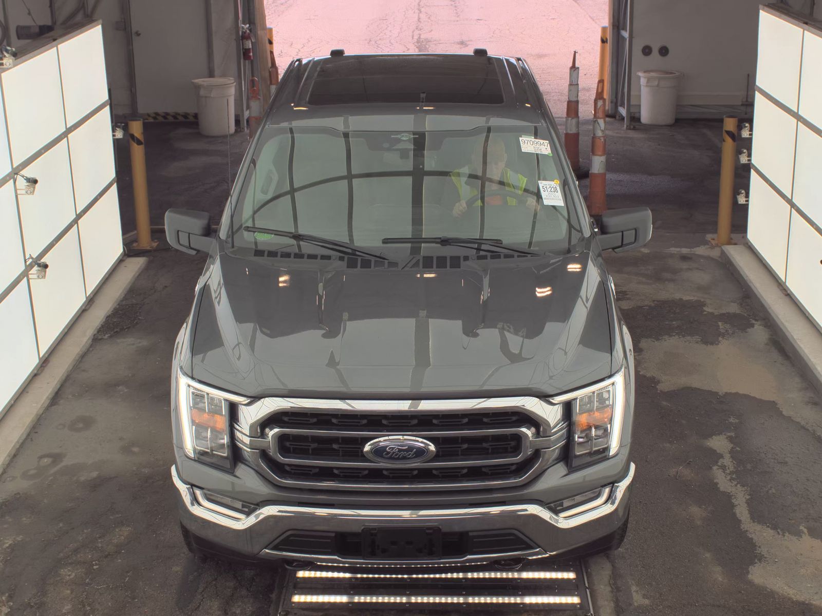 2023 Ford F-150 Hybrid XLT AWD