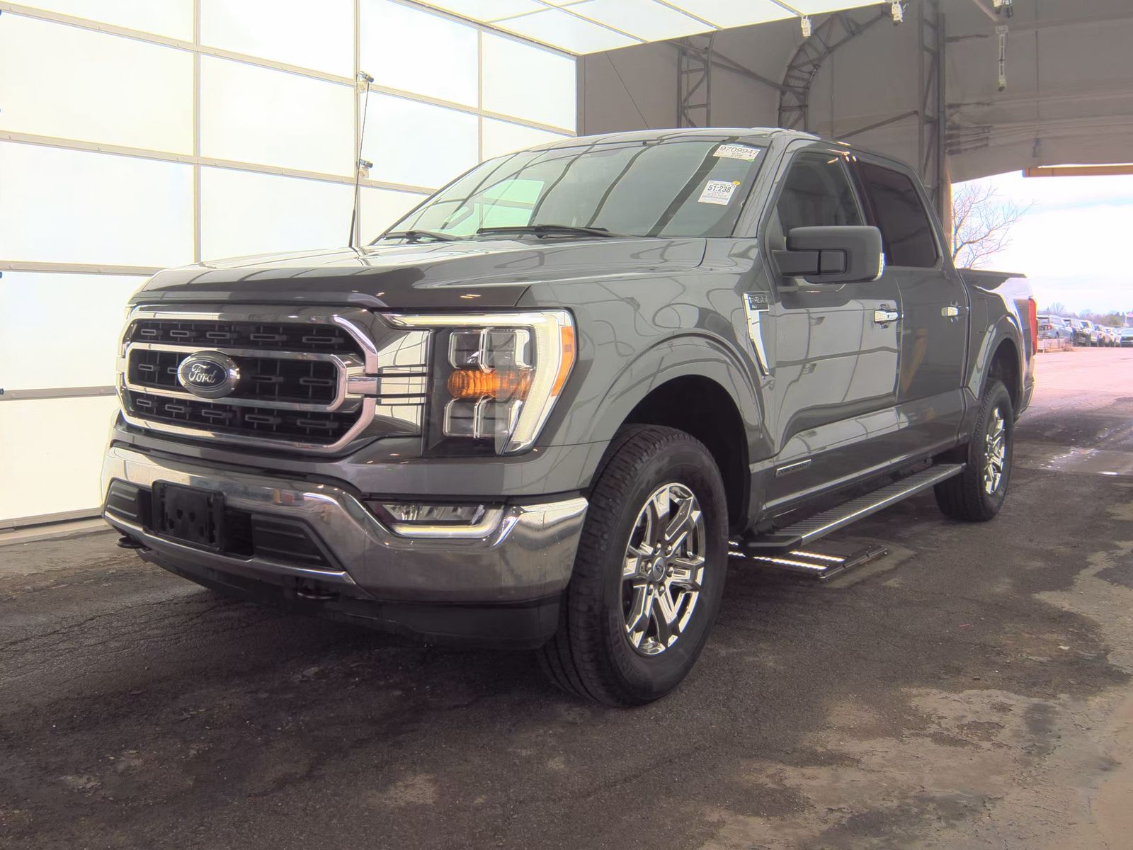2023 Ford F-150 Hybrid XLT AWD