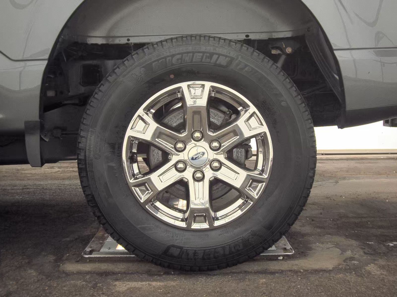 2023 Ford F-150 Hybrid XLT AWD