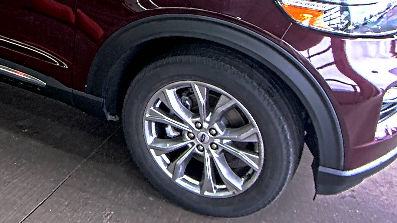 2023 Ford Explorer XLT AWD